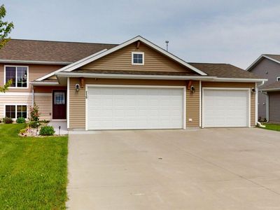 210 Lindsay Dr, Aurora, SD, 57002