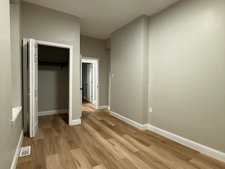1824 S Harding Ave #2 — Photo 4