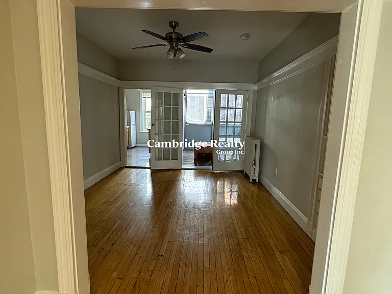 8 Farrington Ave #4T — Photo 2