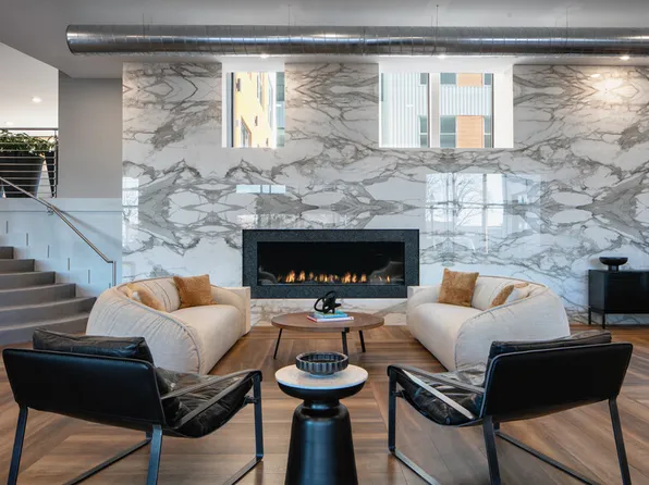 400 Claremont Avenue image 10 of 39