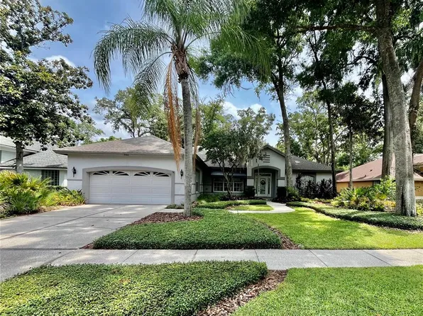 502 Stratfield Dr, Lutz, FL 33549