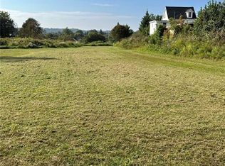 1163 King Ave, Bathurst, NB E2A 1S3