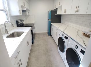 56-35 Cloverdale Blvd, Oakland Gardens, NY 11364