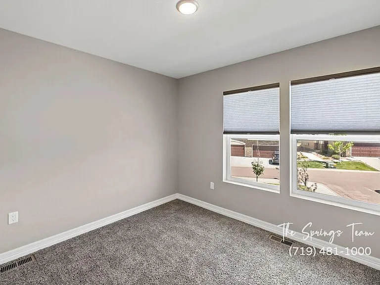 748 Brambleberry Hts — Photo 36