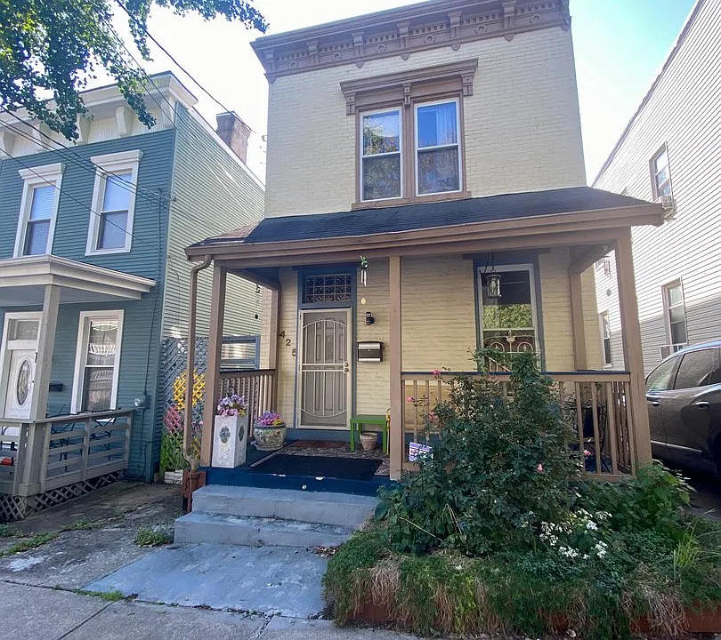 425 Warner St