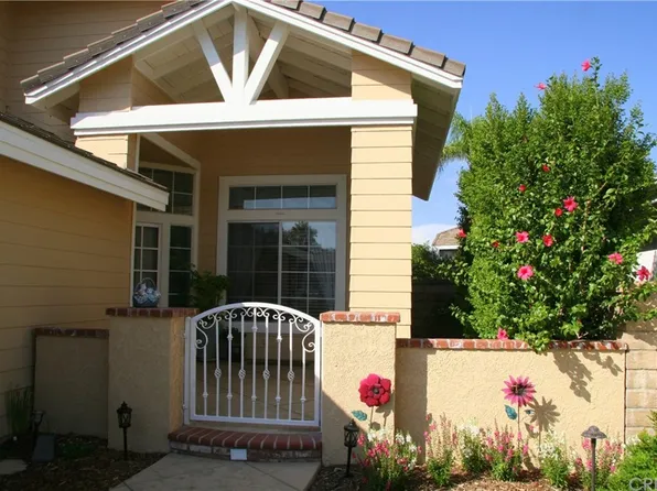 23909 Hammond Ct, Santa Clarita, CA 91354