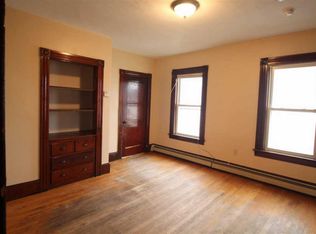 233 Spruce St APT 3, Manchester, NH 03103