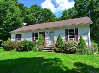 20 Fire Tower Rd, Pomfret Center, CT 06259