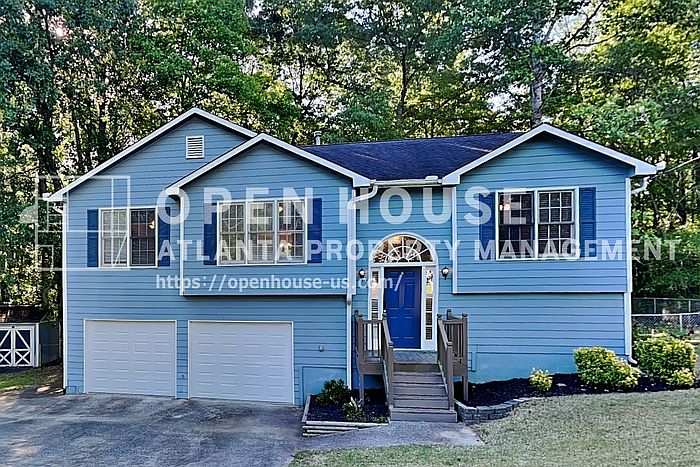 1st image of 300 Austin Dr