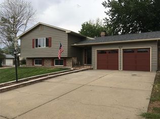 5210 Clavelito Ln, Colorado Springs, CO 80911
