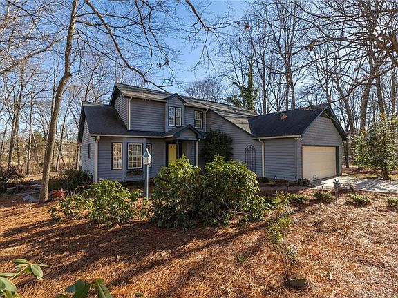 3rd image of 7508 Center Grove Ct
