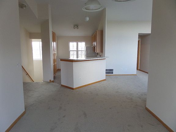 5th image of 2611 Cedar Glade Dr Unit 202