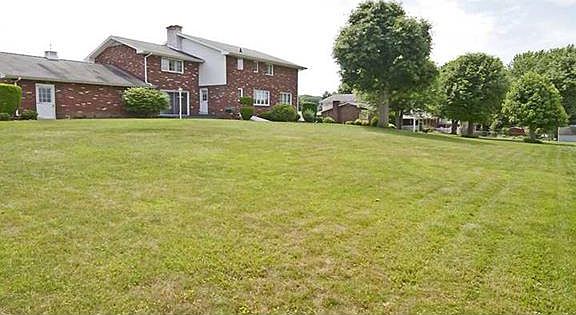 3rd image of 115 Florence Dr