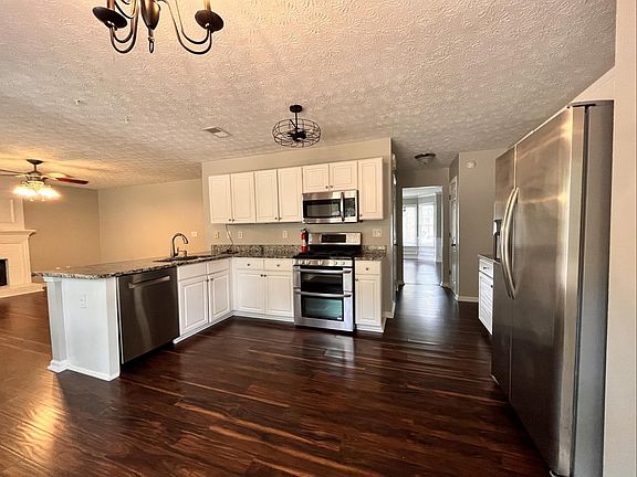 4th image of 9009 Mallory Ln