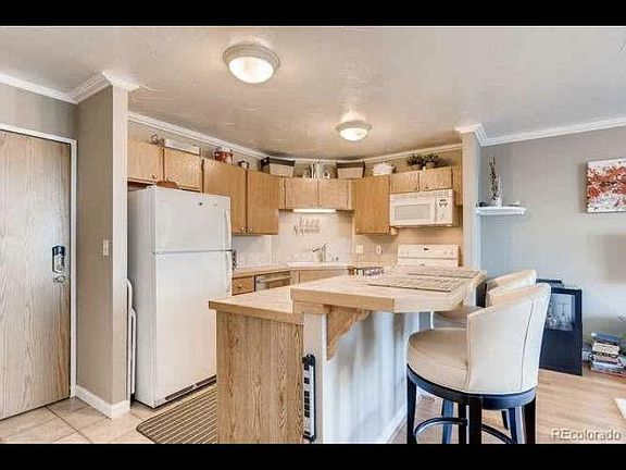 4th image of 1301 N Speer Blvd #1006