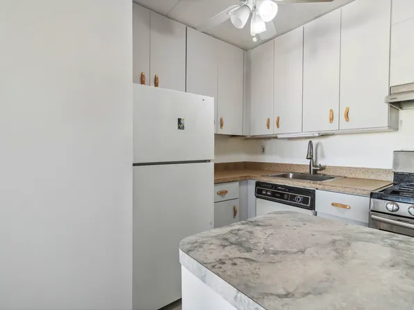 23-22 30th Road image 15 of 37