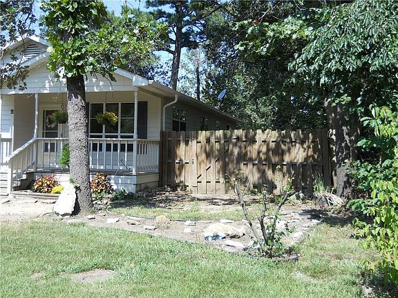 3rd image of 2 McManigal Ln