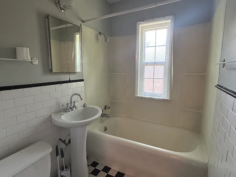 857 Sheridan Ave #B — Photo 13