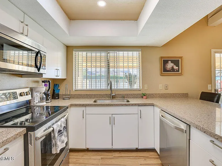 4933 W Larkspur Dr — Photo 9