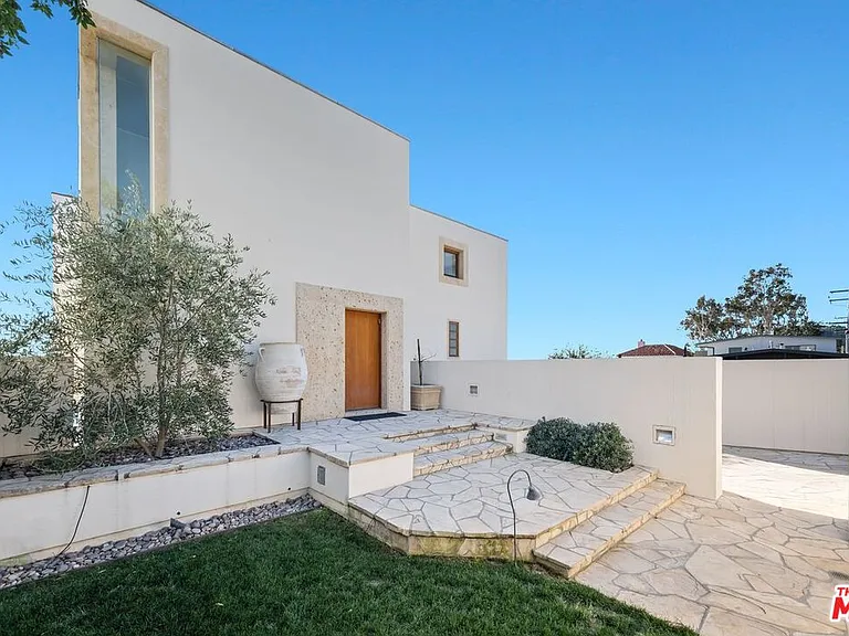25302 Malibu Rd — Photo 28