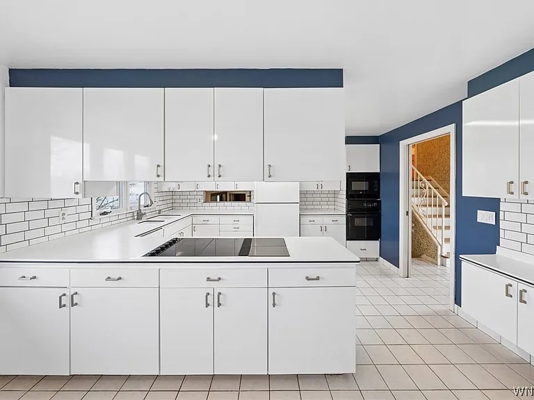 40 Tristan Ln — Photo 17