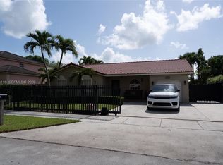 17992 SW 152nd Ct, Miami, FL 33187