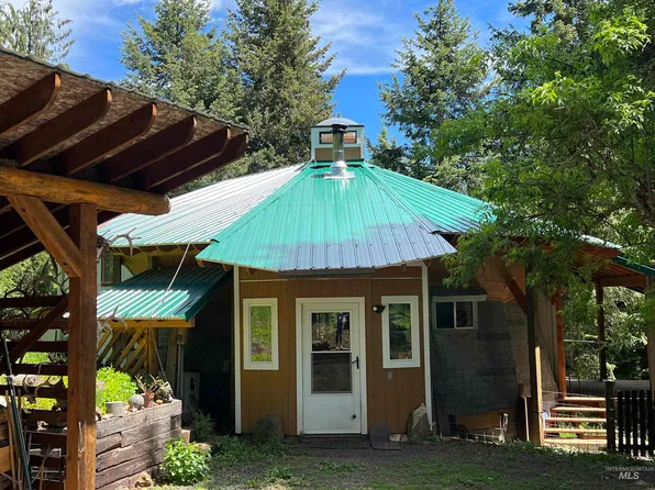 2385 Glenwood Rd, Kamiah, ID 83536