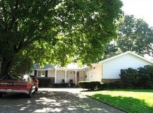 3690 Langton Rd, Cleveland Heights, OH 44121