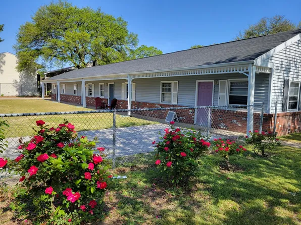 9609 14th Bay St APT B, Norfolk, VA 23518