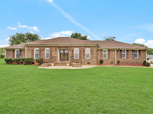 511 Jacobs Rd, Greenville, SC 29605
