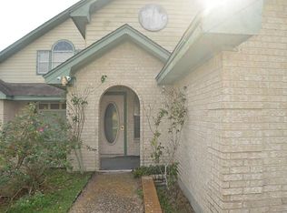 1015 Perryman Ave, Palacios, TX 77465
