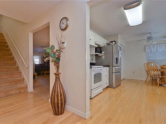 3rd image of 4434 Northampton Dr