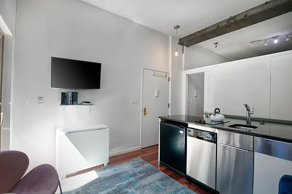 Rented by Oxford Property Group | media 4