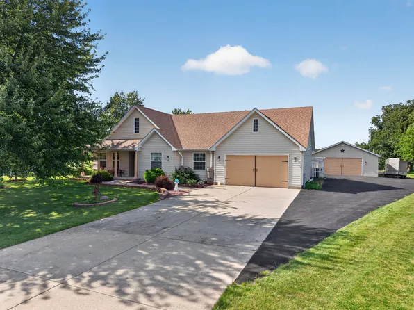 701 Forrest Dr, Seneca, IL 61360