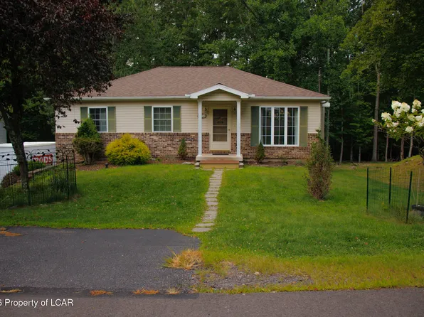 120 Beaver Slide Dr, Drums, PA 18222