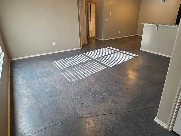 3 bed, 2.0 bath, 1225 sqft, $1,250 — Photo 3