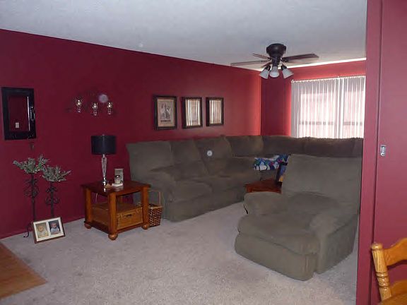 4th image of 607 W Roselawn St