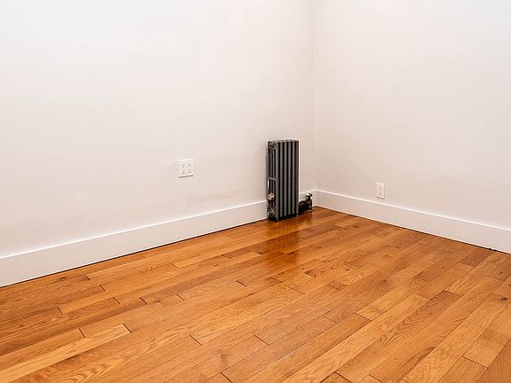 3rd image of 76 Hull St #3A