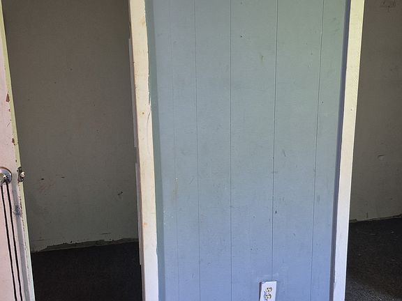 3rd image of 856 Lowery Ln #68