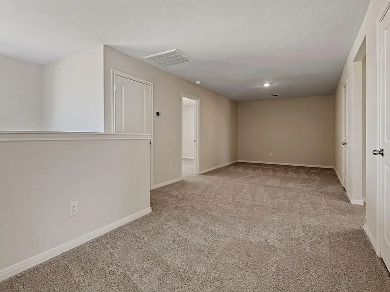 15870 Berry Hill Dr — Photo 17