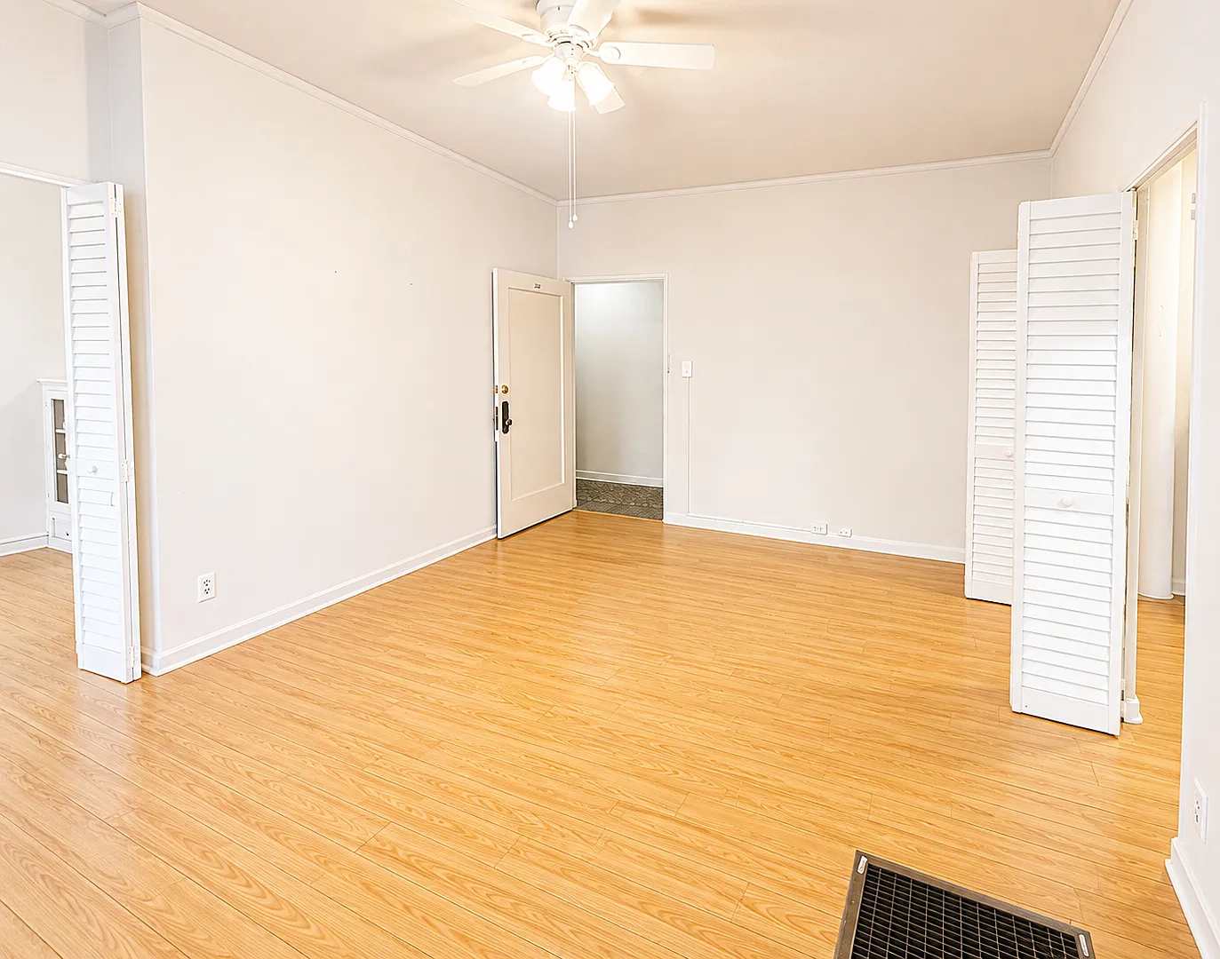Jackson 213 — Photo 2