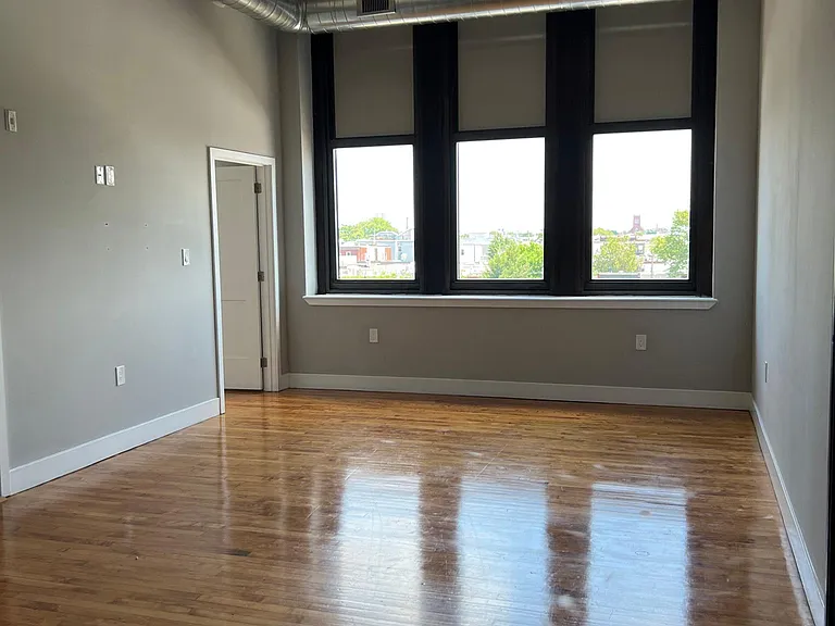 1507 S 17th St #321 — Photo 2