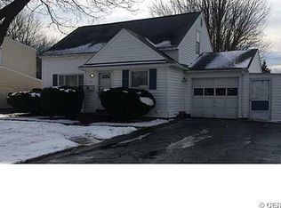 111 Rosecroft Dr, Rochester, NY 14616