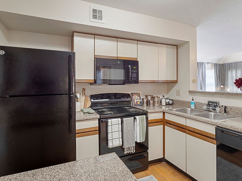 Model Kitchen 1