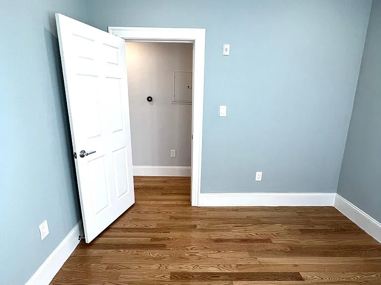 73 Winchester St #3 — Photo 10