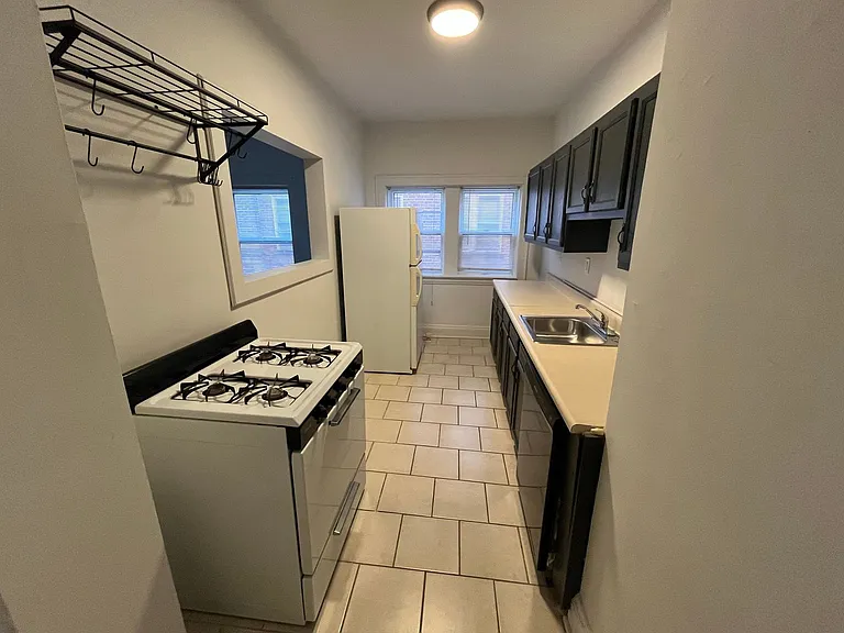 2440 Overlook Rd — Photo 4