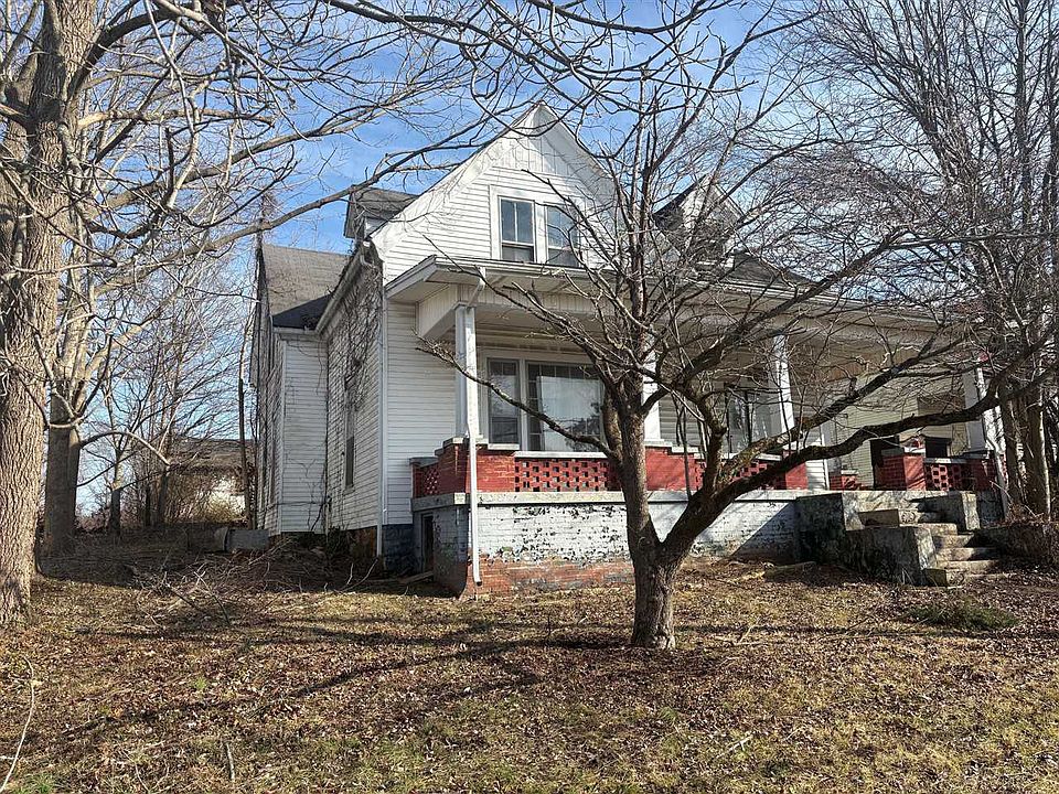1st image of 204 N Court St