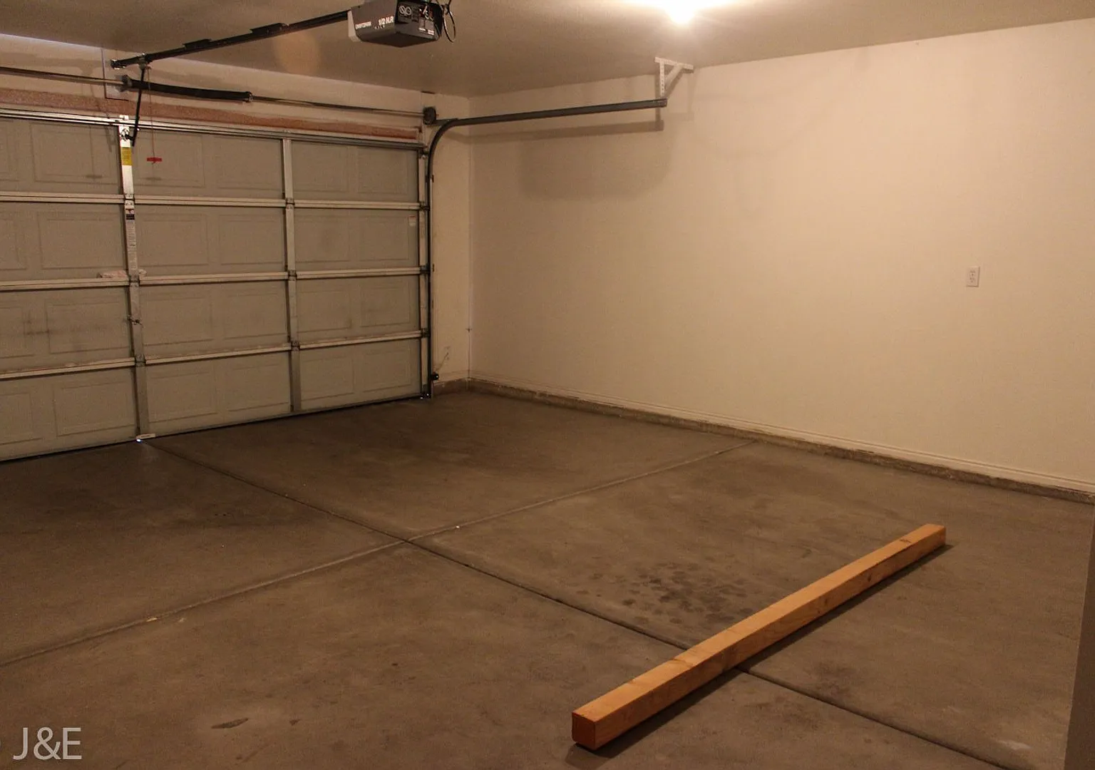 Cozy 2 Bed 2 Bath Home in Fiddlers Canyon — Photo 4