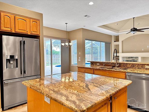 4th image of 1187 Grand Pointe Dr