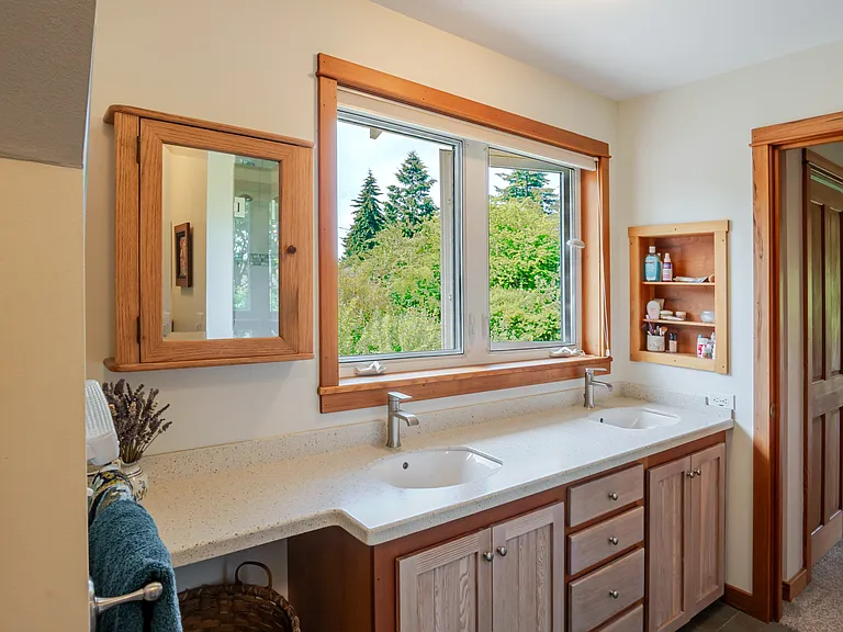 137th Ave SW — Photo 14